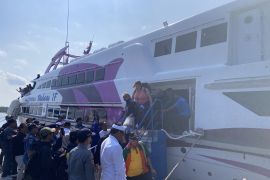 Kapal cepat dari Banyuwangi turunkan 75 penumpang di Denpasar