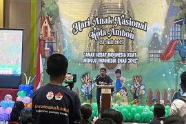 Wali Kota Ambon  komit lindungi anak dari bahaya rokok