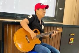 Musisi kemanusiaan Kim Commanders suarakan persatuan anak tanpa pandang suku