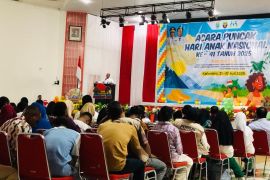 Wagub Papua Barat minta pemda siapkan generasi muda menuju bonus demografi