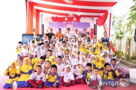 KAI Sumut edukasi siswa tentang  dunia  perkeretaapian