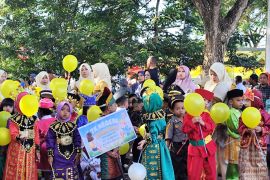 Pentas seni dan pawai warnai HAN di Bone Bolango