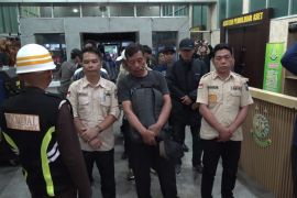 OTT 23 orang pejabat Kecamatan Pagar Gunung Lahat