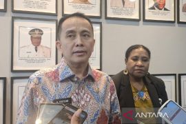 Pj Gubernur ajak paguyuban sukseskan PSU Papua pada Agustus 2025