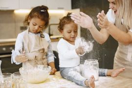 Dokter: Stimulasi Sensorik Anak Bisa Dibuat dari Bahan Sederhana di Rumah