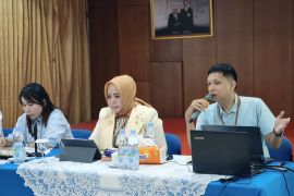 Bank Kalbar dan Taspen tingkatkan literasi digital bagi pensiunan lewat sosialisasi di Sambas