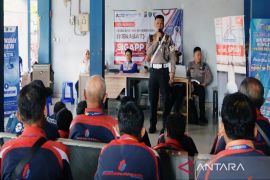 Sopir angkutan umum diedukasi keselamatan di Banjarmasin