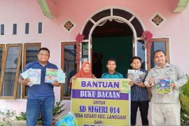 PT NSR, Salurkan bantuan buku bacaan untuk SDN 014 Segati