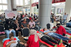 Rayakan HUT Ke-55 Astra Motor Kalbar gelar aksi donor darah
