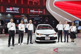 Corolla Altis HEV GR Sport resmi diluncurkan di GIIAS 2025