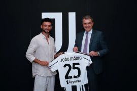 Juventus datangkan bek kanan Joao Mario dari Porto