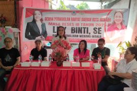 Legislator Lily Binti jaring aspirasi di Tanjung Batu Manado