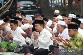 Doa ditengah kemarau: Bupati Paluta shalat Istisqa bersama warga