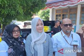 Senator Darwati awasi distribusi beras di Aceh antisipasi oplosan