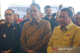 Lamhot Sinaga : Mari dukung pelaku usaha mikro naik kelas