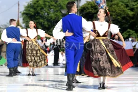 Pertunjukan budaya internasional EBIFF 2025 di Kalimantan Timur