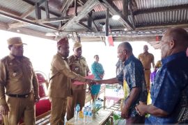 Bupati Jayapura gencar turun kampung dengar aspirasi warga