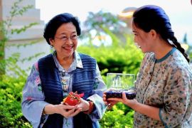 Mantan Presiden Megawati kunjungi food vlogger Yunnan di China