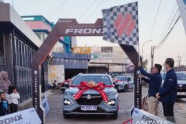 Suzuki Jagorawi Motor Babel gelar seremoni penyerahan perdana Fronx, apresiasi kepercayaan pelanggan