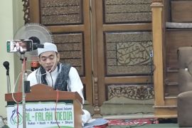 Usradz Madnur ingatkan kaum Muslim "nyaman disyukuri sakit diterima"