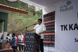 Dari sampah jadi sekolah, kontribusi PLN untuk anak-anak Sumba di Hari Anak Nasional