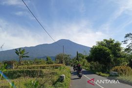 BPBD Banyumas imbau masyarakat tenang terkait aktivitas Gunung Slamet