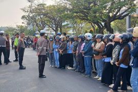 Polresta Barelang edukasi keselamatan berlalu lintas kepada para pekerja