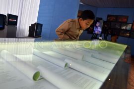 Pameran arsip naskah drama di Padang Panjang Page 1 Small