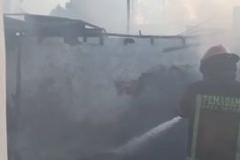 Tiga rumah terbakar di Medan Labuhan