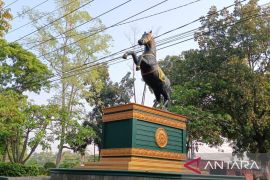 Patung Kuda Kosong roboh terkena angin kencang, Pemkab anggarkan Rp199 juta untuk perbaikan