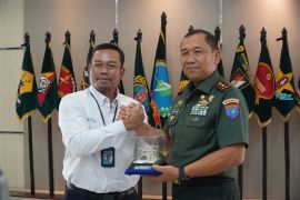 PLN dan Kodam XII perkuat sinergi dalam ketahanan energi Kalbar - Kalteng