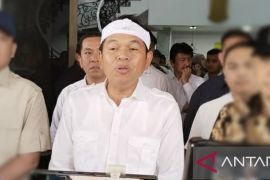 Gubernur Jabar sebut investasi tinggi harus tingkatkan serapan tenaga kerja