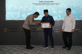 Polresta Sidoarjo raih penghargaan dari Kementerian Desa PDT