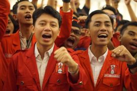 Risyad Fahlefi dan Patra Dewa terpilih aklamasi pimpin GMNI 2025-2028 di Kongres Bandung