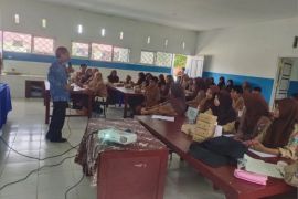 BNN Donggala imbau warga di desa tingkatkan literasi bahaya narkoba