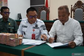 Pemkab Tapin selesaikan sengketa tanah terminal secara damai