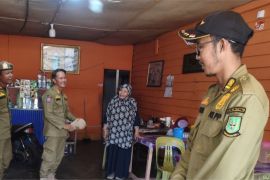 Satpol PP Natuna patroli ke warung kopi guna tertibkan pegawai yang keluar di jam kerja
