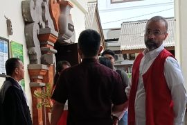 PN Denpasar sidangkan WNA Kanada kasus penipuan sewa vila di Bali