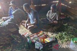 Satgas Yonif 521/DY sukseskan program CKG warga Mamberamo Tengah