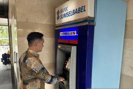 Bank Sumsel Babel imbau nasabah tetap aktif bertransaksi dan pastikan dana tetap aman