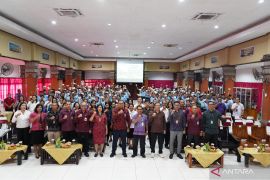 OJK Bali canangkan Gerakan Rabu Menabung ke para siswa