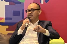 Penurunan suku bunga kredit di luar KUR dinilai mendesak untuk UMKM