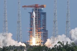 China luncurkan gugus satelit orbit bumi rendah