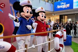 Kapal 'berlabuh,' Kapten Mickey Mouse menyapa Jakarta