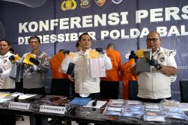 Polisi ungkap modus pembelian data pribadi untuk tampung dana judol