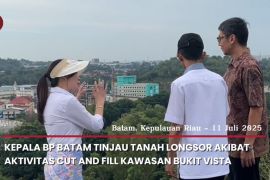 Kepala BP Batam tinjau tanah longsor akibat aktivitas cut and fill kawasan Bukit Vista
