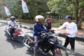 Pemkab Bangkalan bagikan 1.000 bendera meriahkan Kemerdekaan RI