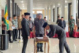 Muhammad Reza Pahlevi penjabat Sekretaris Daerah Labuhanbatu Selatan