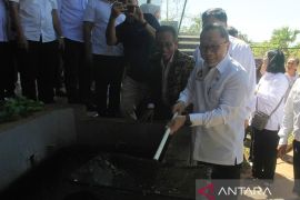 Menko Pangan menilai Koperasi Desa Merah Putih Penfui sangat lengkap