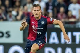 Oxford United dikabarkan merekrut Nik Prelec dari Cagliari